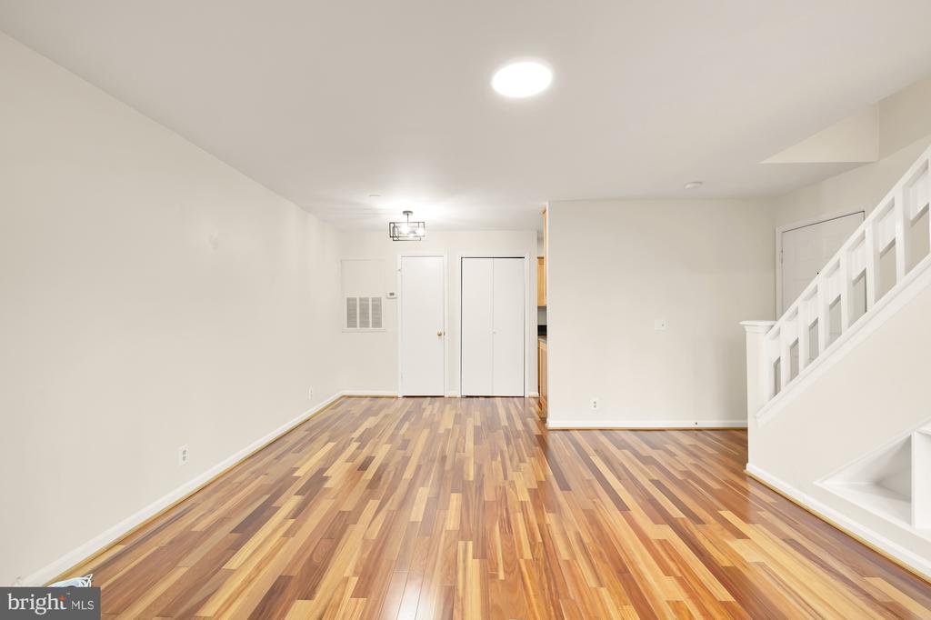 10705 Hampton Mill Ter #210