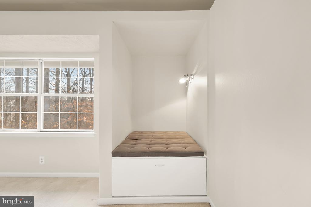 10705 Hampton Mill Ter #210