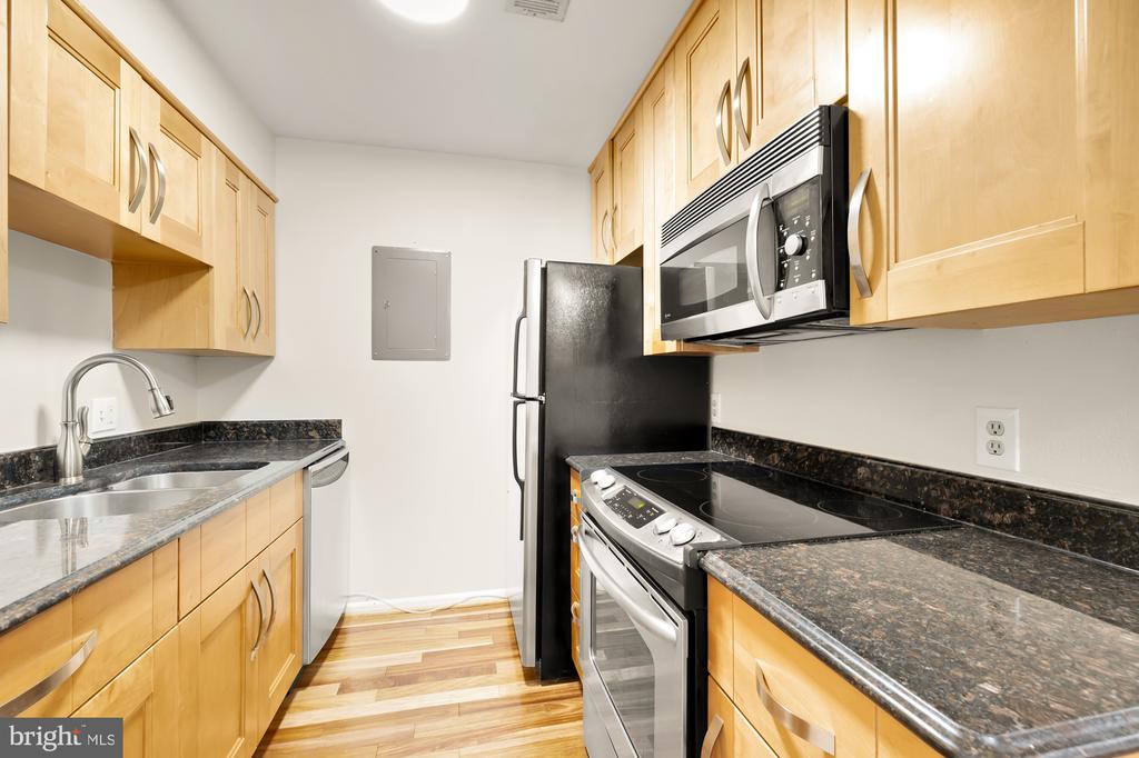10705 Hampton Mill Ter #210