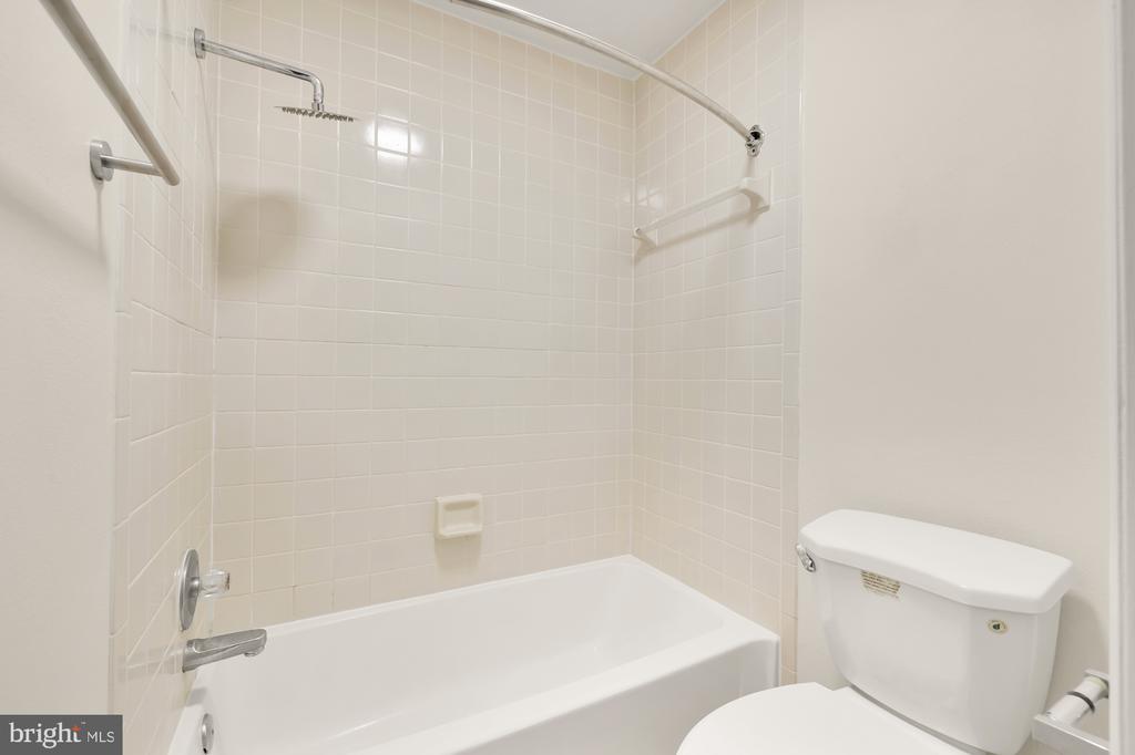 10705 Hampton Mill Ter #210