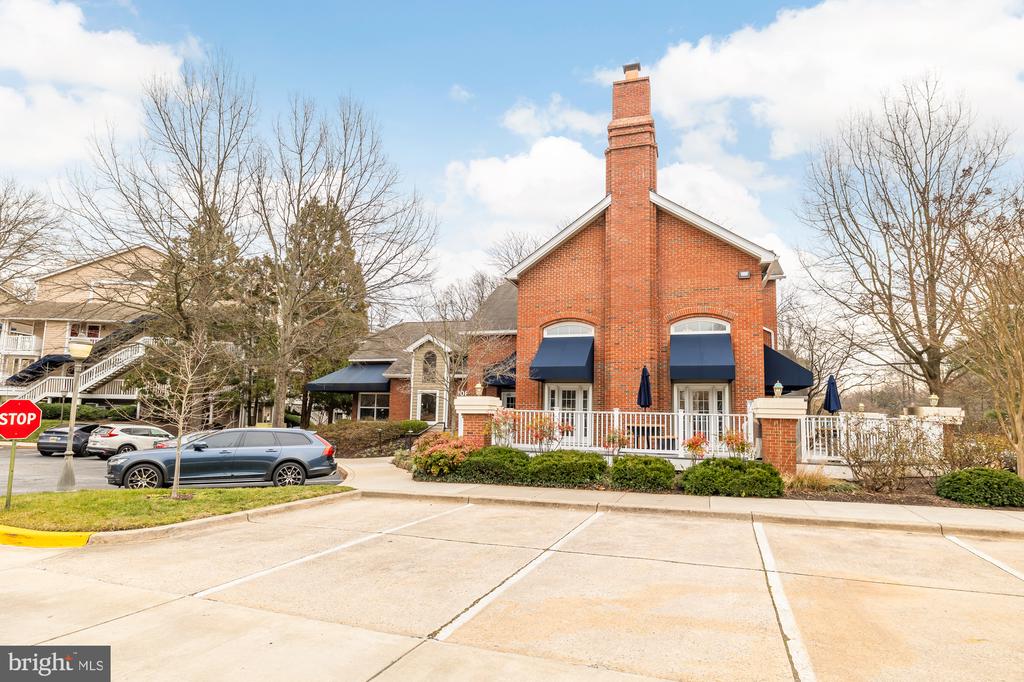 10705 Hampton Mill Ter #210