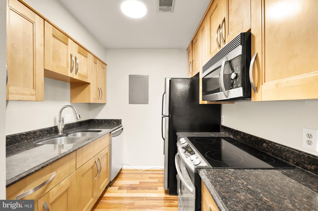 10705 Hampton Mill Ter #210