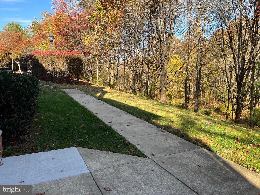 903 Hillside Lake Ter #602