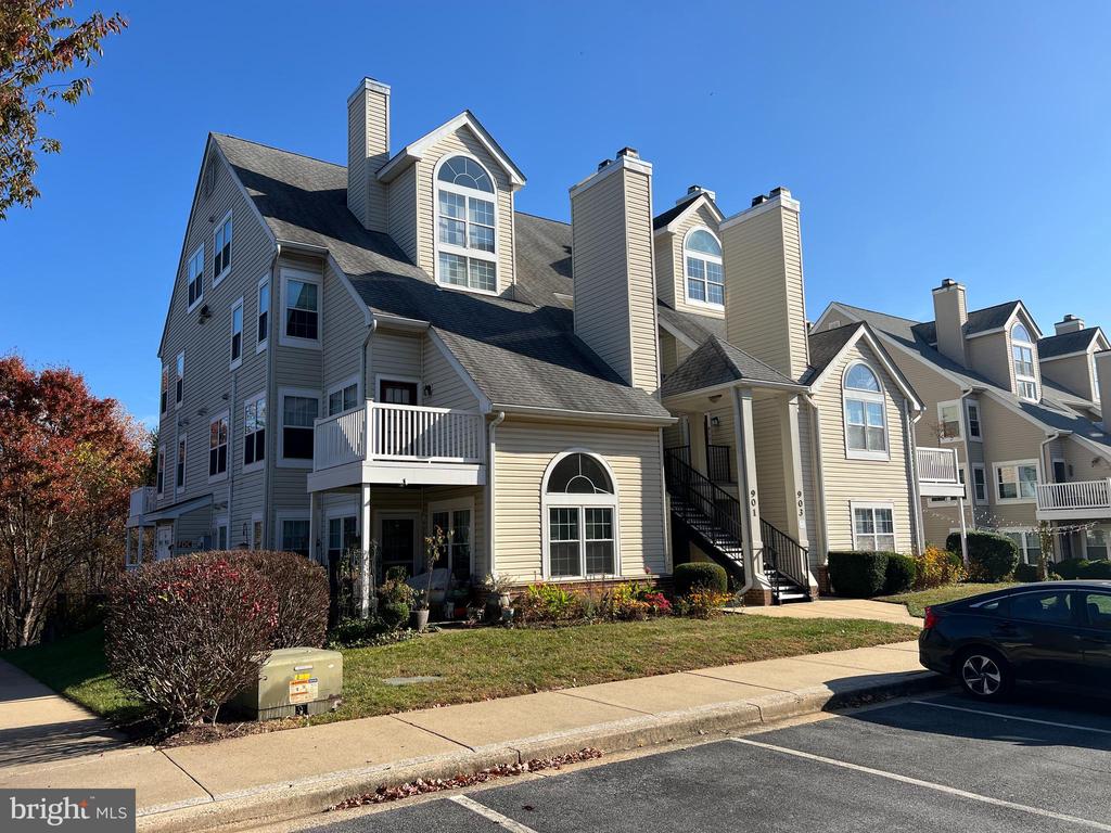 903 Hillside Lake Ter #602