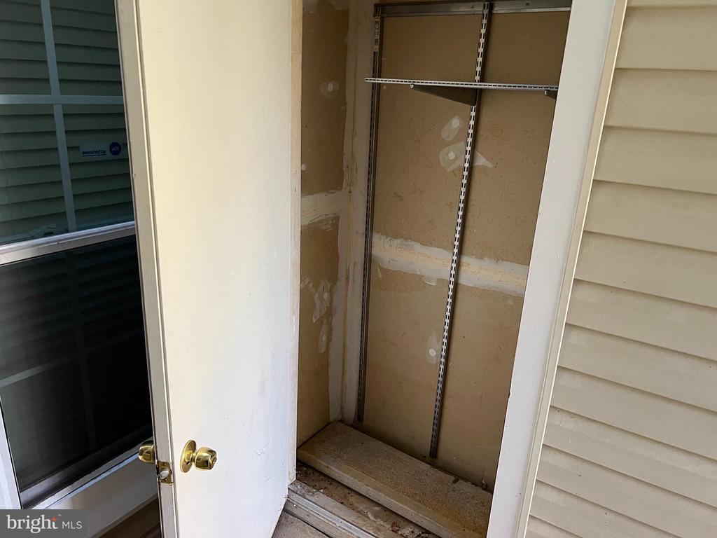 903 Hillside Lake Ter #602