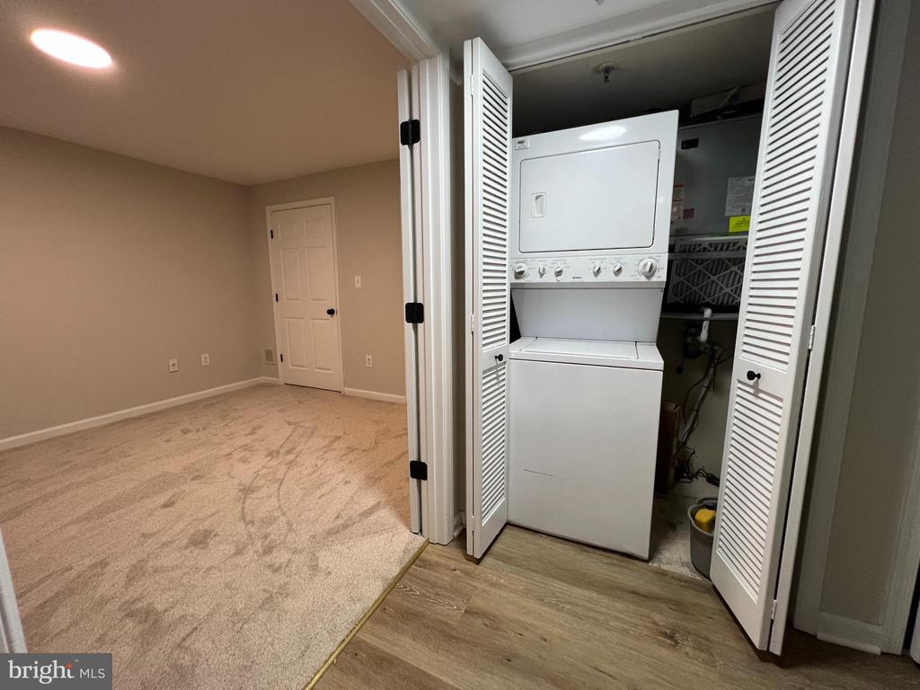 903 Hillside Lake Ter #602