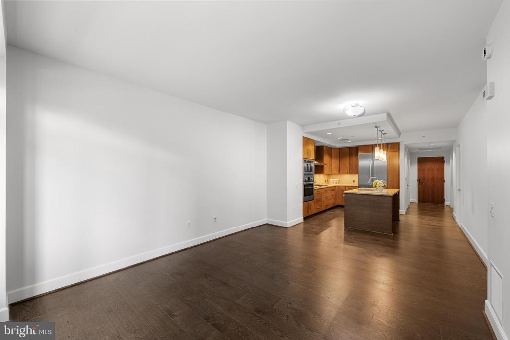7171 WOODMONT AVENUE 205