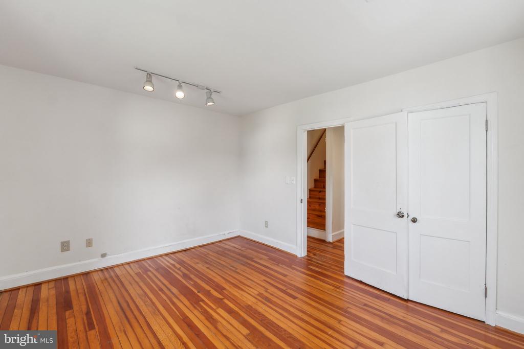2311 MICHIGAN AVENUE
