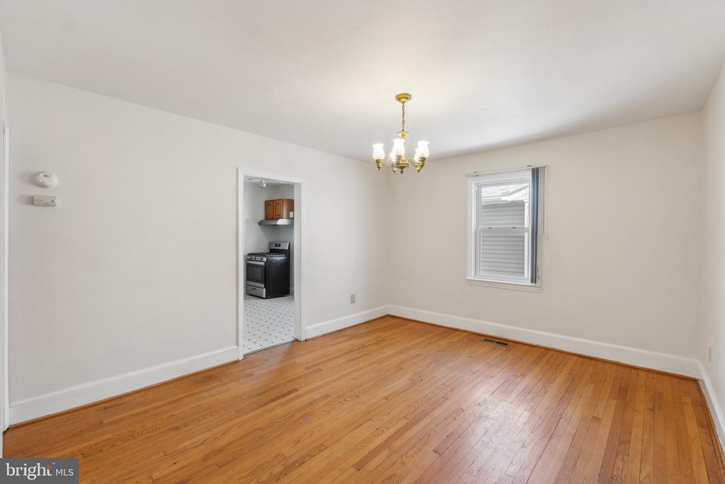 2311 MICHIGAN AVENUE