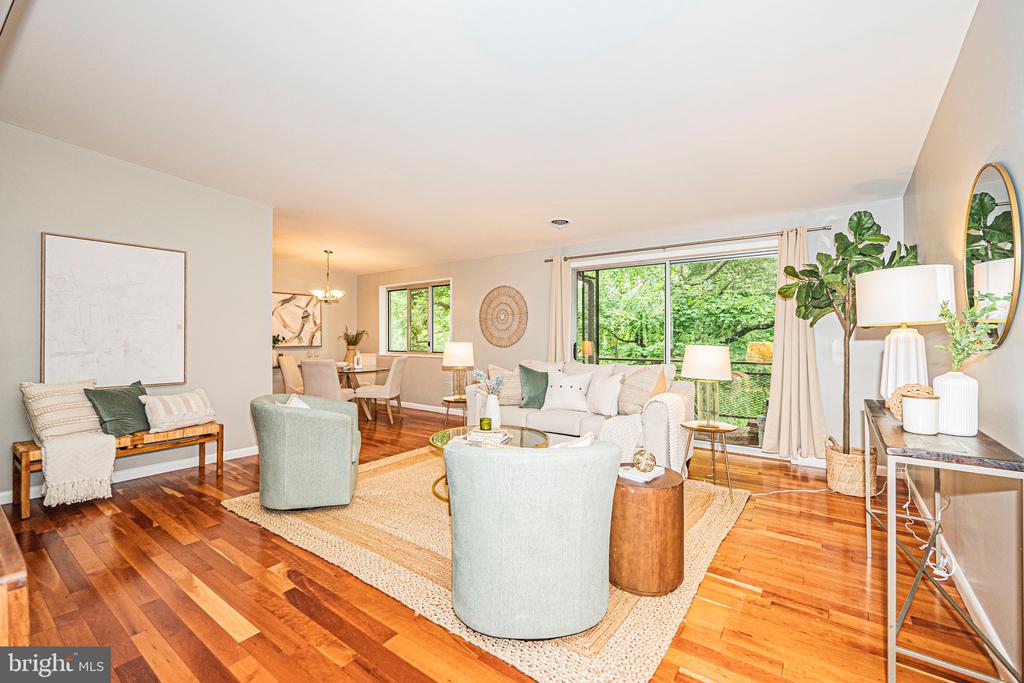 10404 ROCKVILLE PIK Unit: 401