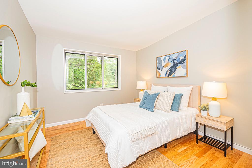 10404 ROCKVILLE PIK Unit: 401
