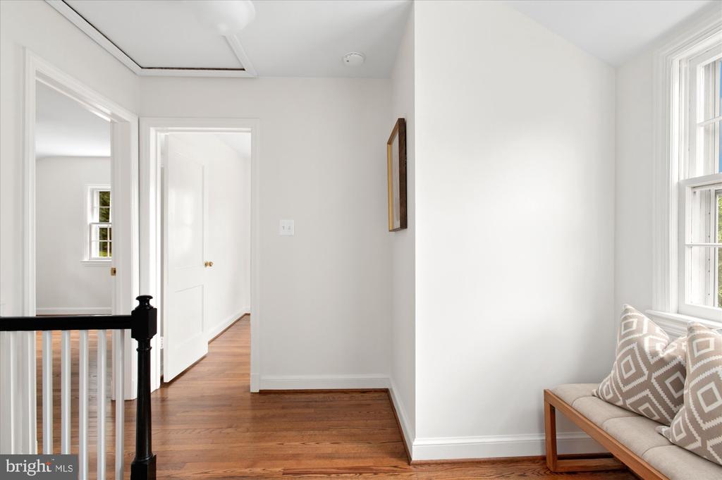 3501 TURNER LANE