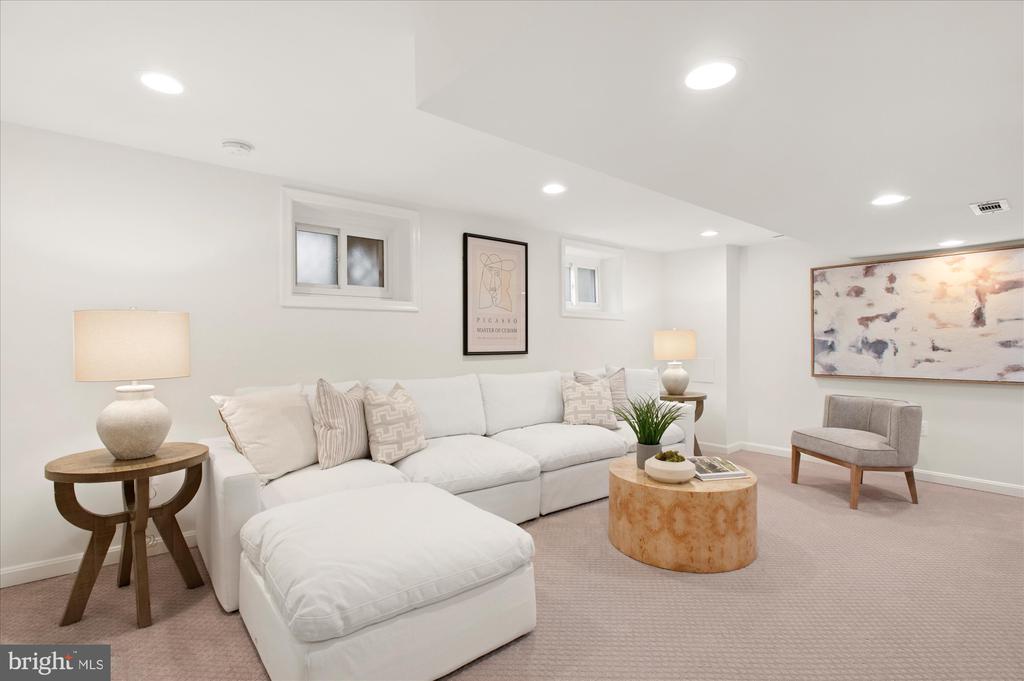 3501 TURNER LANE