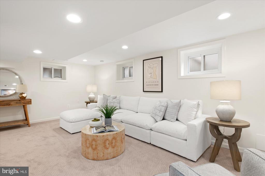 3501 TURNER LANE