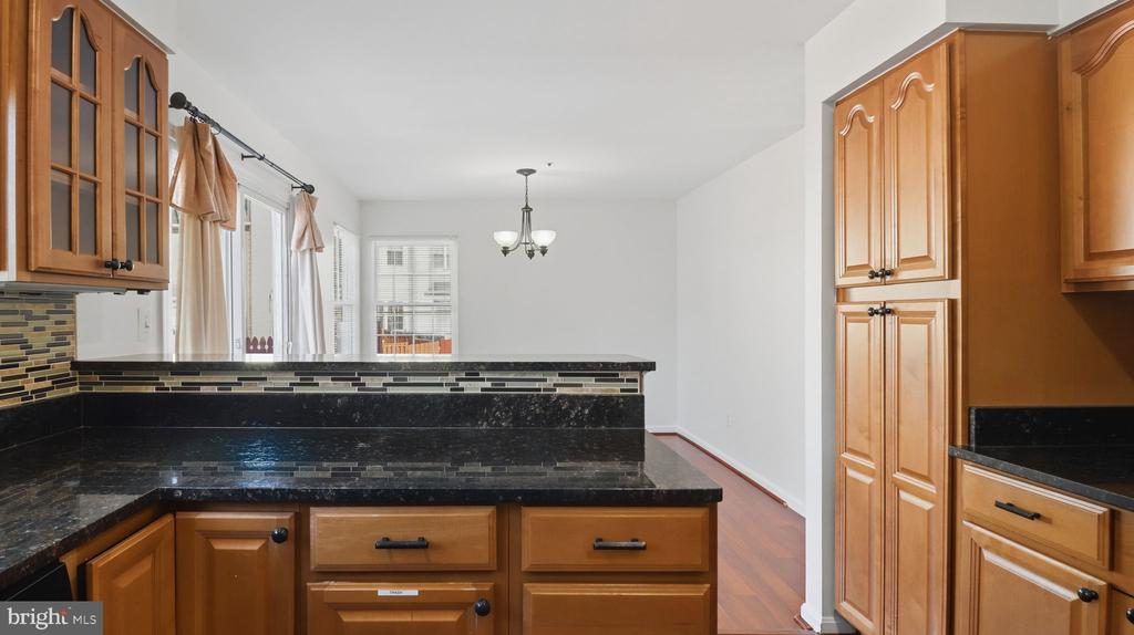 8417 MEADOW GREEN WAY