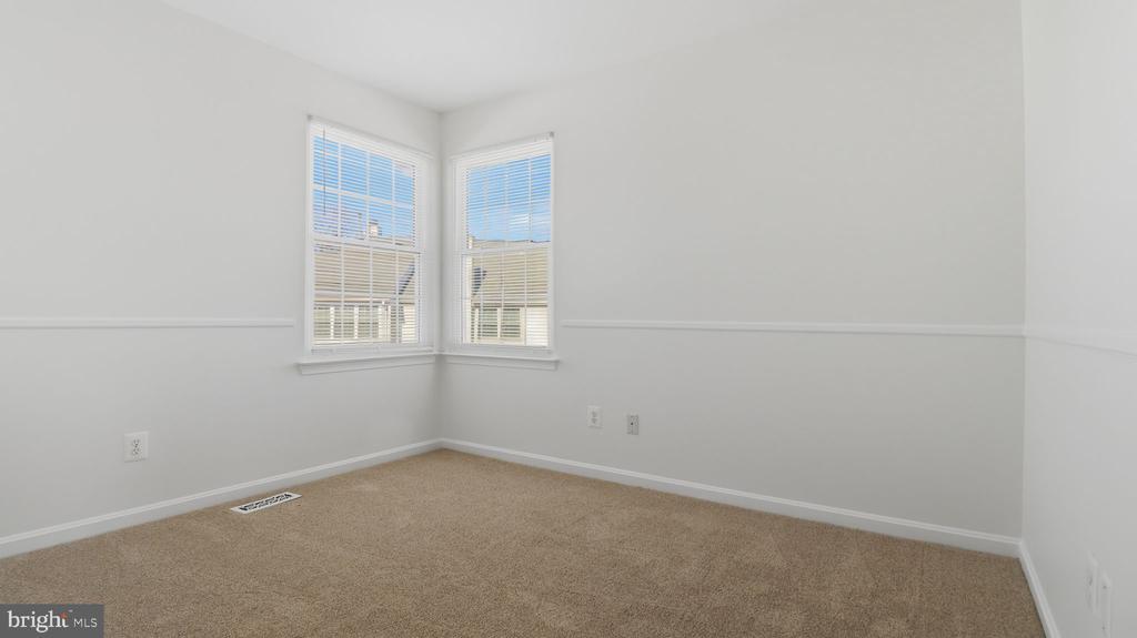 8417 MEADOW GREEN WAY