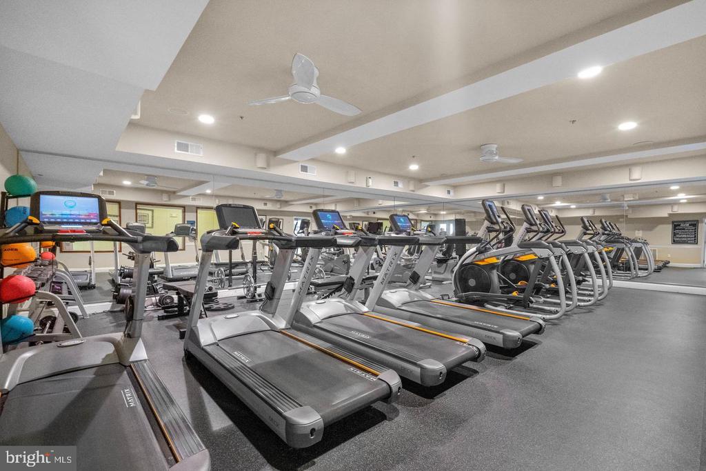 501 HUNGERFORD DRIVE Unit: 338