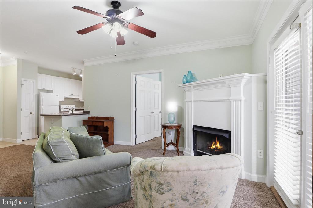 501 HUNGERFORD DRIVE Unit: 338