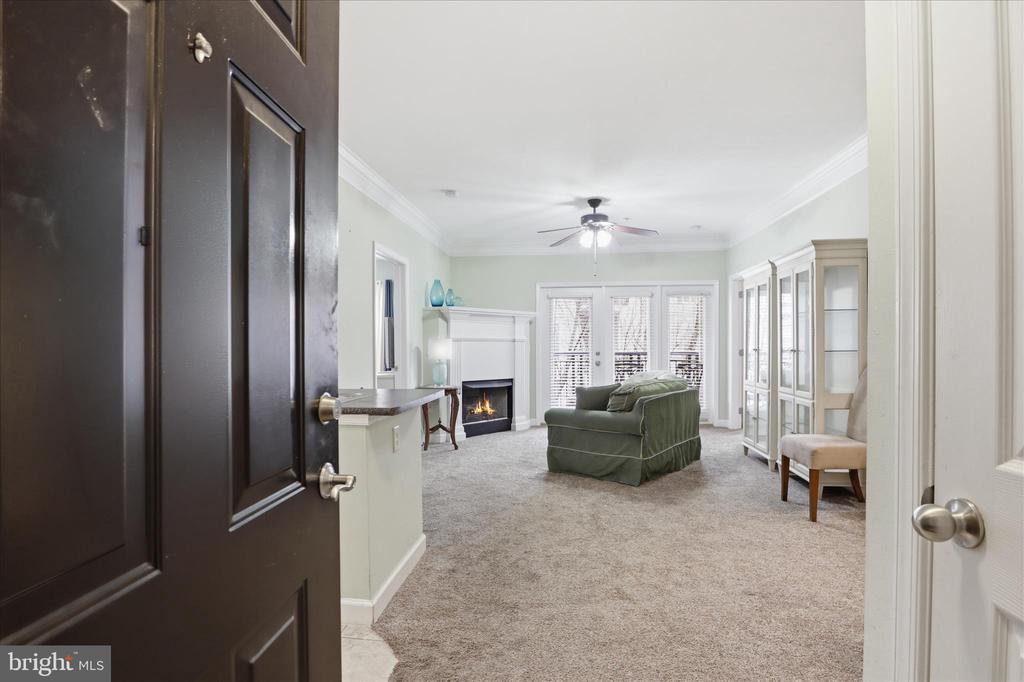 501 HUNGERFORD DRIVE Unit: 338