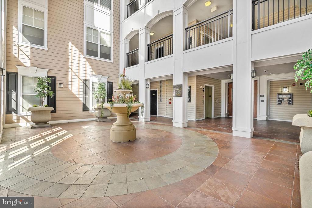 501 HUNGERFORD DRIVE Unit: 338