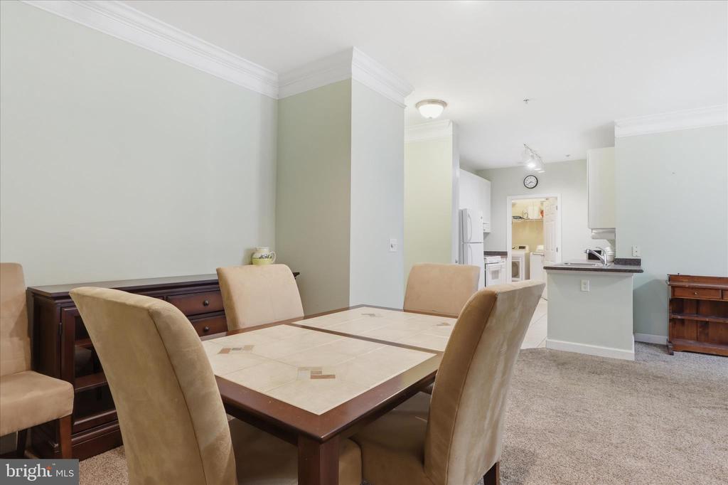 501 HUNGERFORD DRIVE Unit: 338