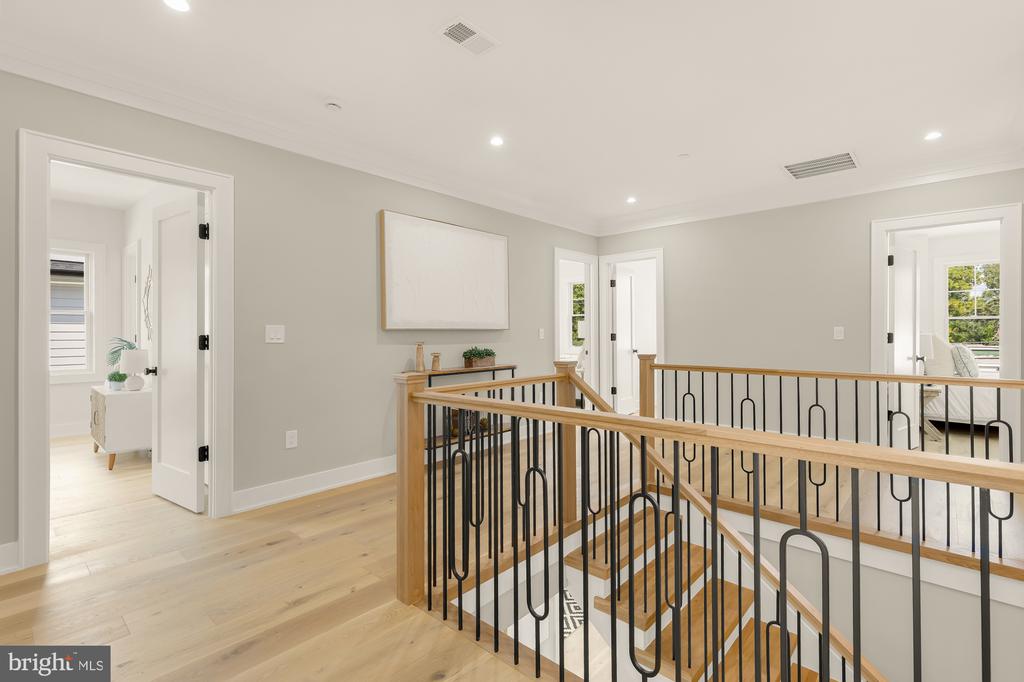 9508 FOREST ROAD