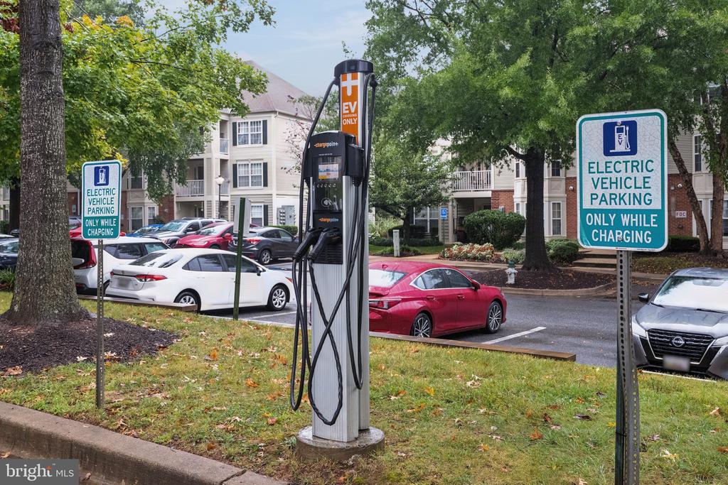 18711 SPARKLING WATER DRIVE Unit: F
