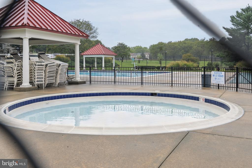 18711 SPARKLING WATER DRIVE Unit: F