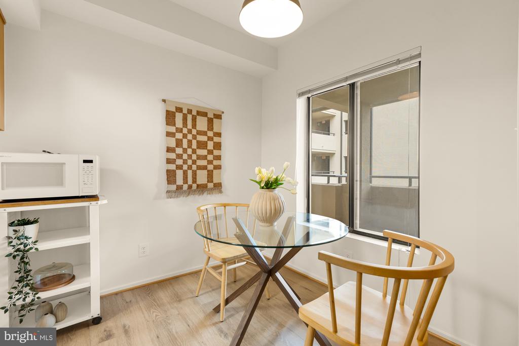 6060 CALIFORNIA CIRCLE Unit: 406