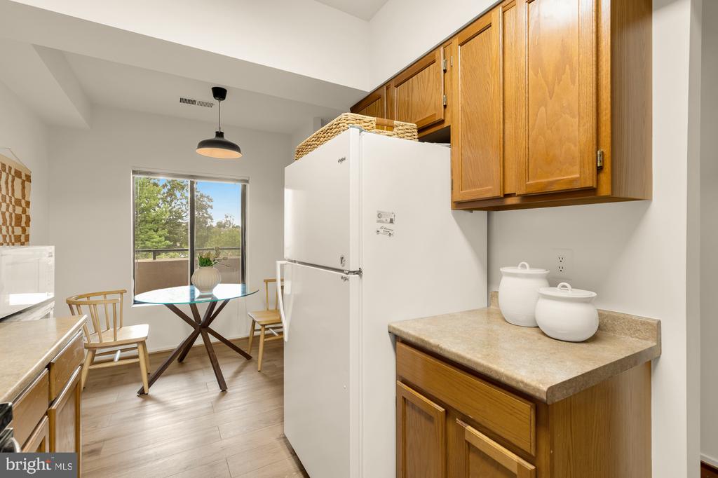 6060 CALIFORNIA CIRCLE Unit: 406