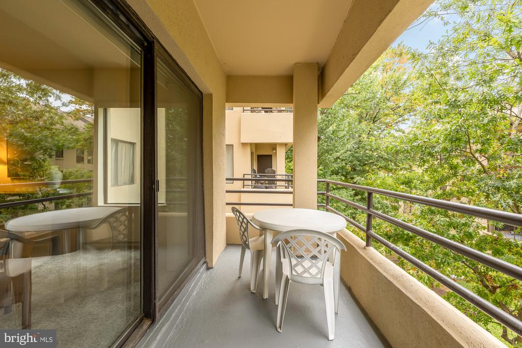 6060 CALIFORNIA CIRCLE Unit: 406