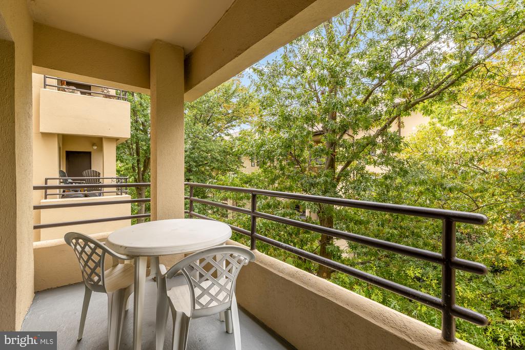 6060 CALIFORNIA CIRCLE Unit: 406