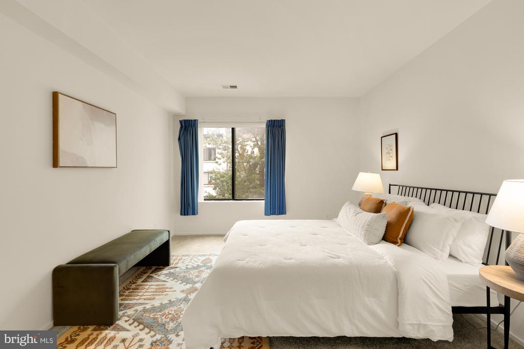6060 CALIFORNIA CIRCLE Unit: 406