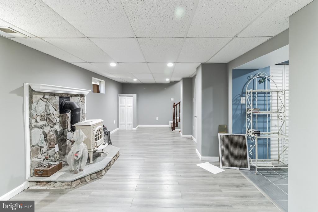 1304 CHAPEL OAKS DRIVE