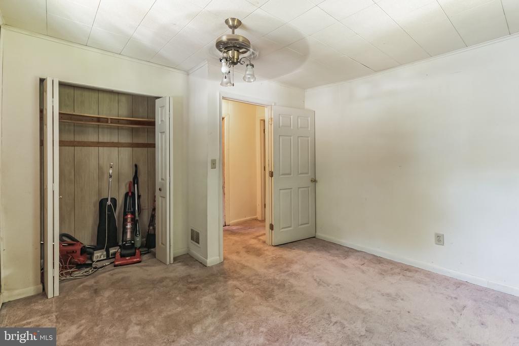 1304 CHAPEL OAKS DRIVE