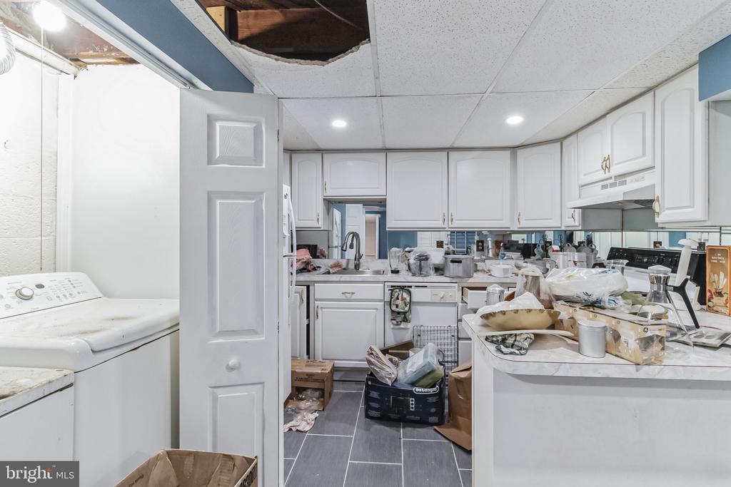 1304 CHAPEL OAKS DRIVE