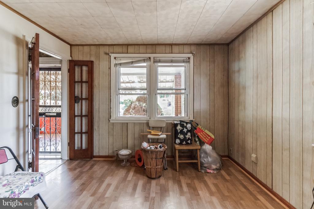1304 CHAPEL OAKS DRIVE