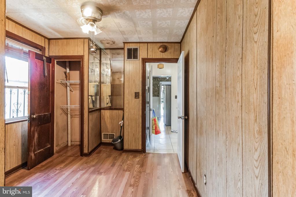 1304 CHAPEL OAKS DRIVE