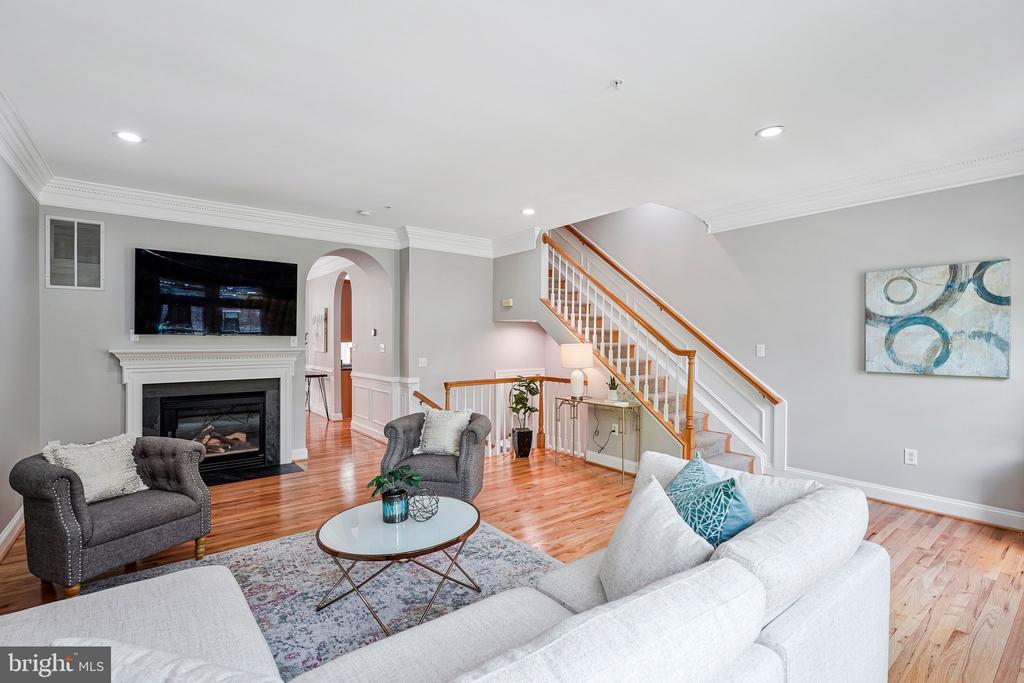 1135 KIRKWOOD ROAD