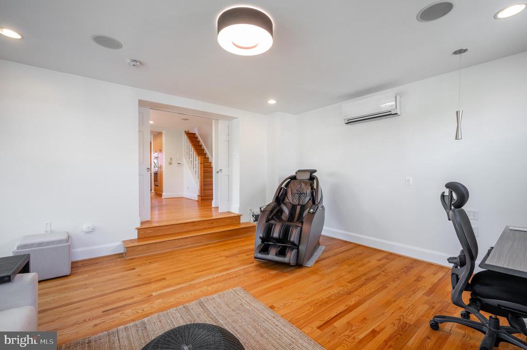 1 ANCELL STREET