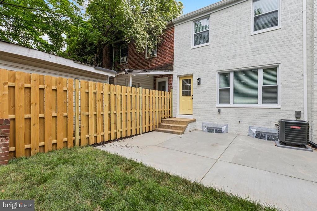 210 Tennessee Ave