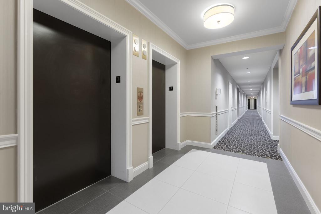 1641 International Dr #315