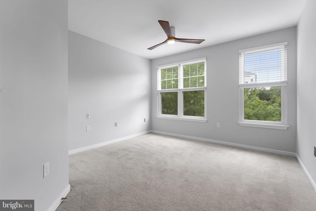 1641 International Dr #315