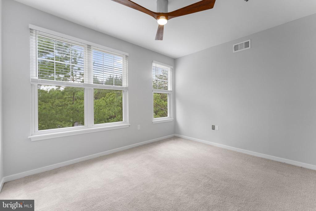 1641 International Dr #315