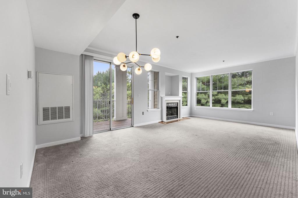1641 International Dr #315