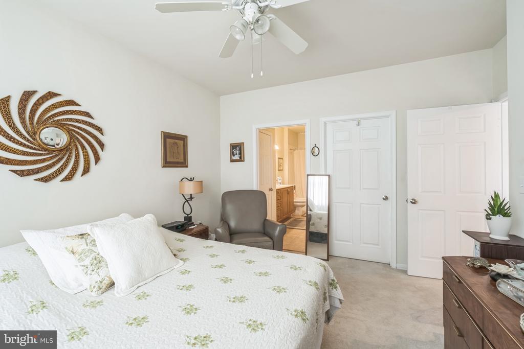 12909 CENTRE PARK CIRCLE Unit: 302