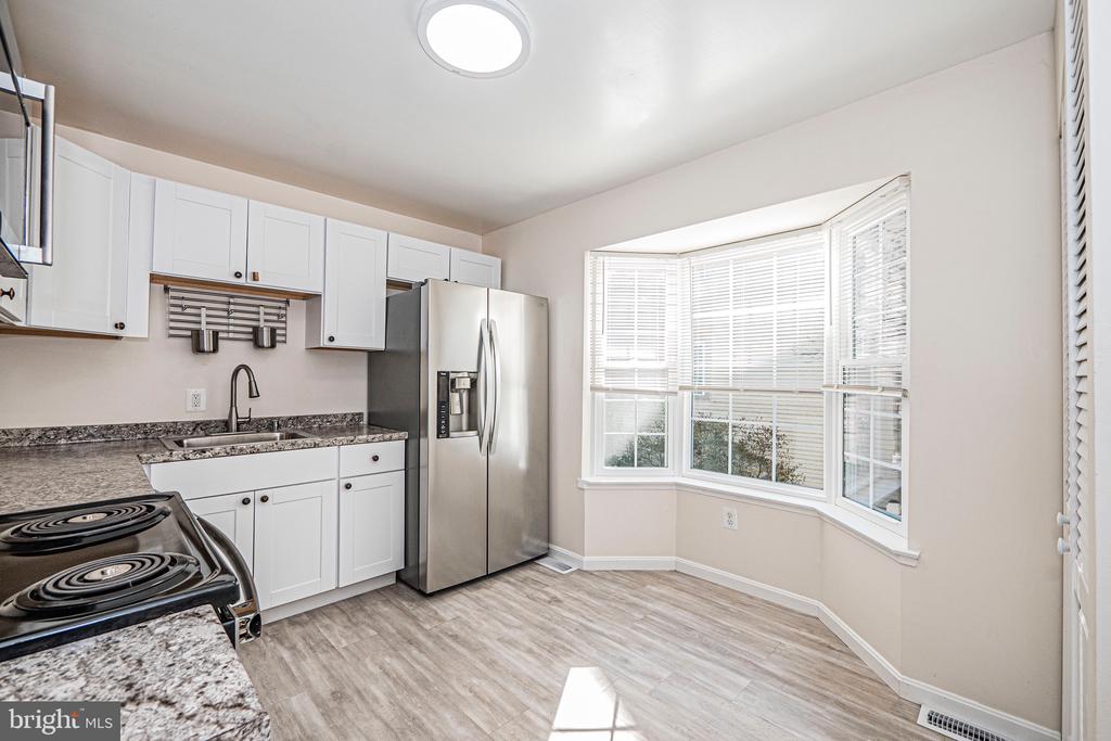 2382 BRANLEIGH PARK COURT