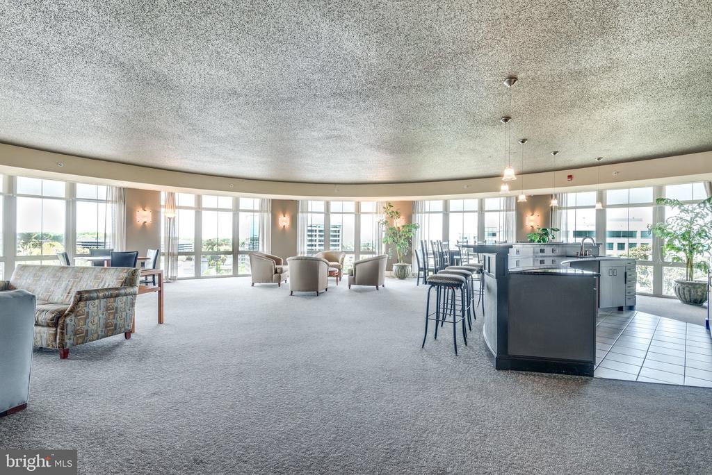 11800 SUNSET HILLS ROAD Unit: 826
