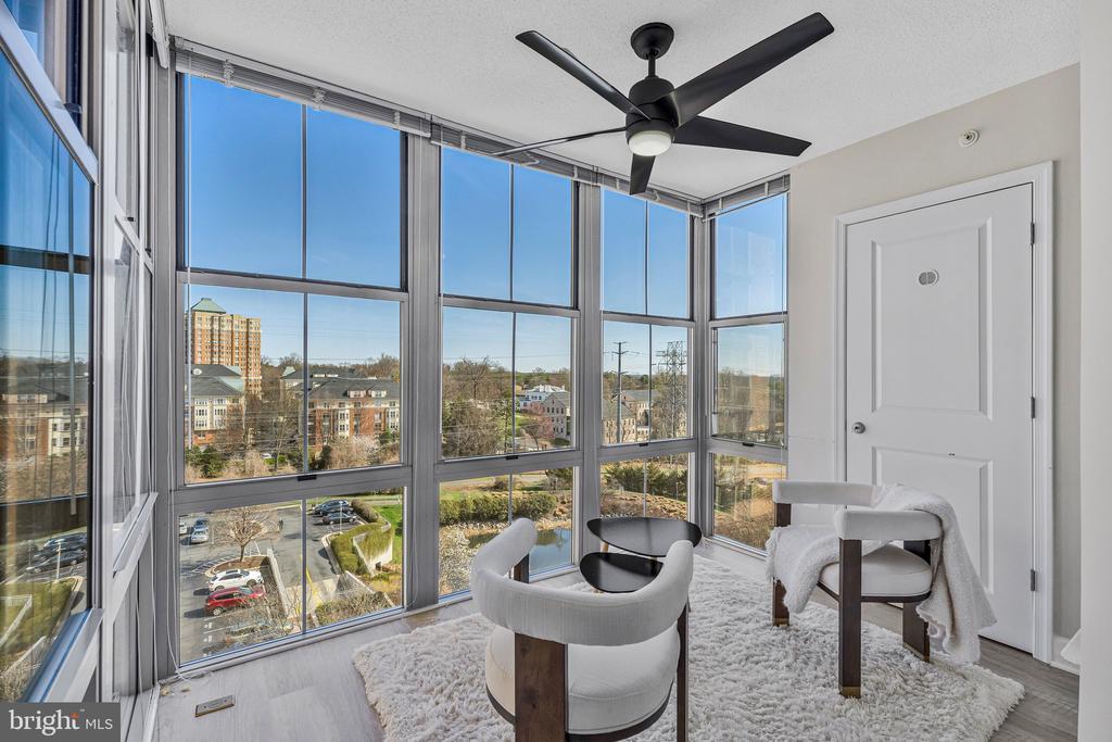 11800 SUNSET HILLS ROAD Unit: 826
