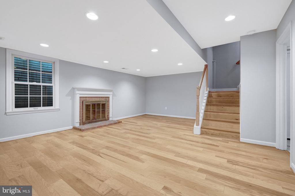 9662 MASTERWORKS DRIVE